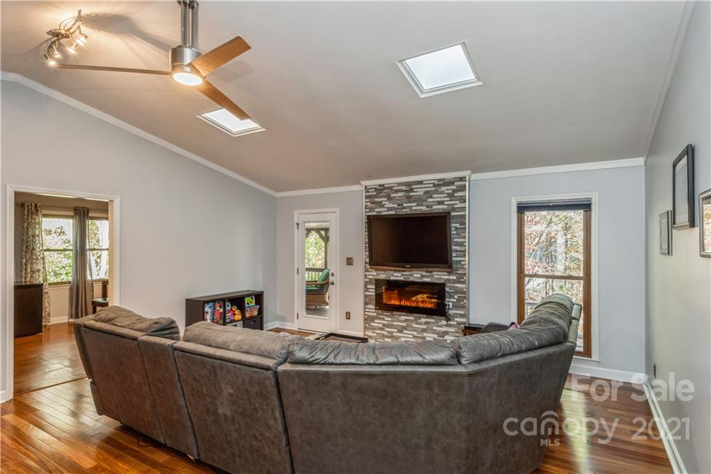 Property image 4 of 6506 Carmel Hills Drive in Carmel Hills, Charlotte, NC 28226