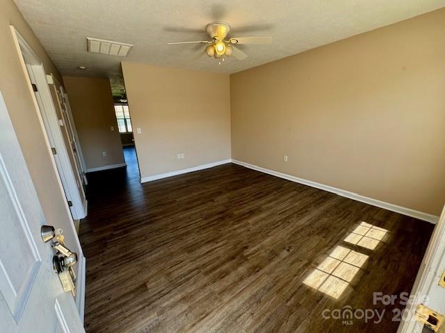 Property image 3 of 117 24th Street in Mimosa Gardens, Hickory, NC 28601