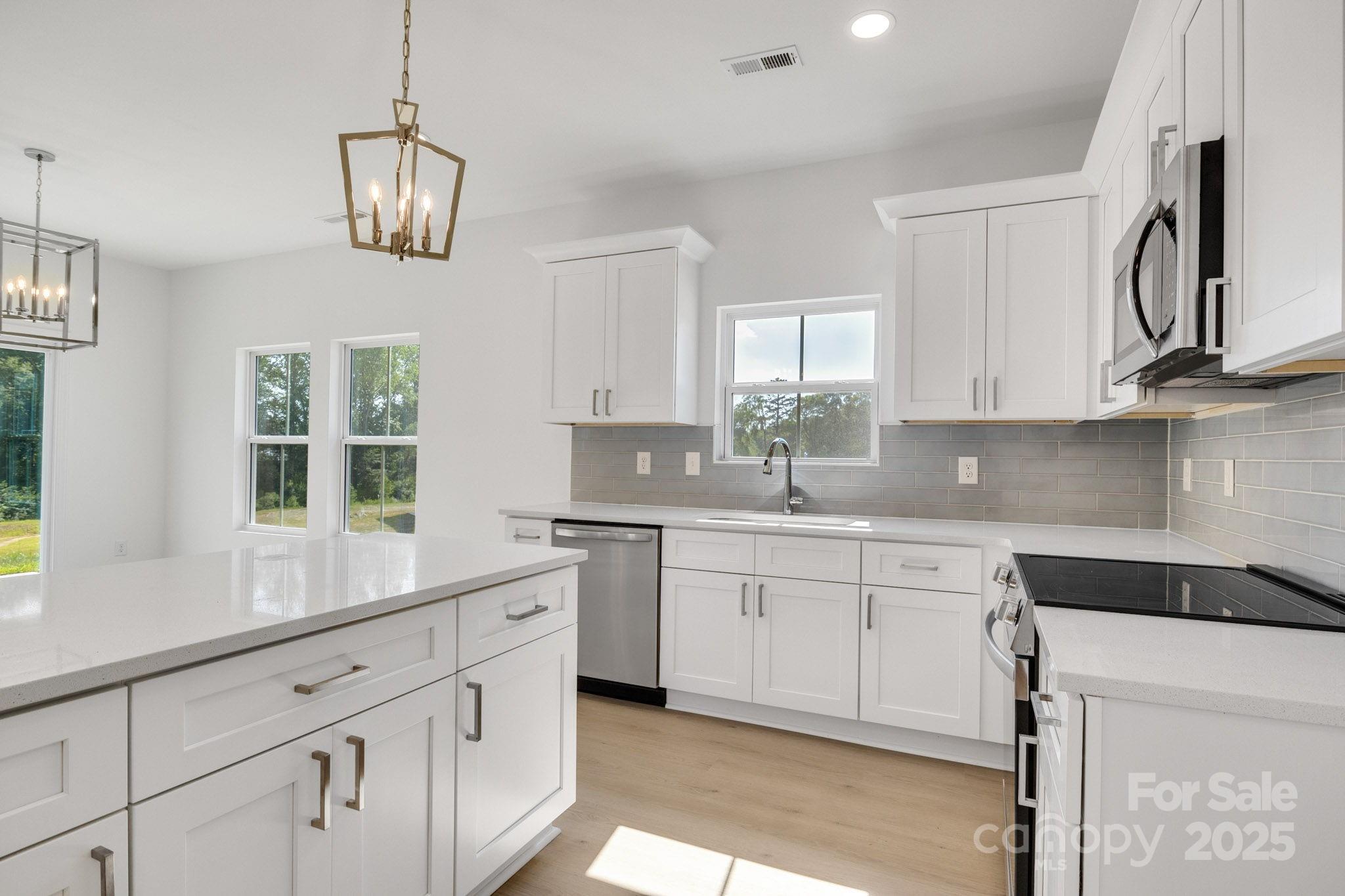 Property image 2 of 450 Contentment Court in Peacewood, Kannapolis, NC 28081