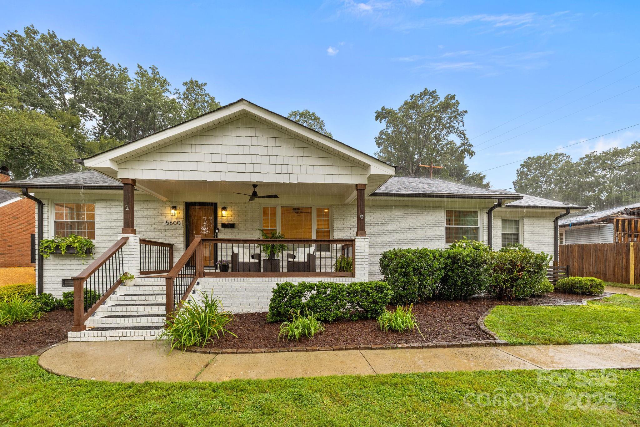 Property image 2 of 5600 Murrayhill Road in Madison Park, Charlotte, NC 28210