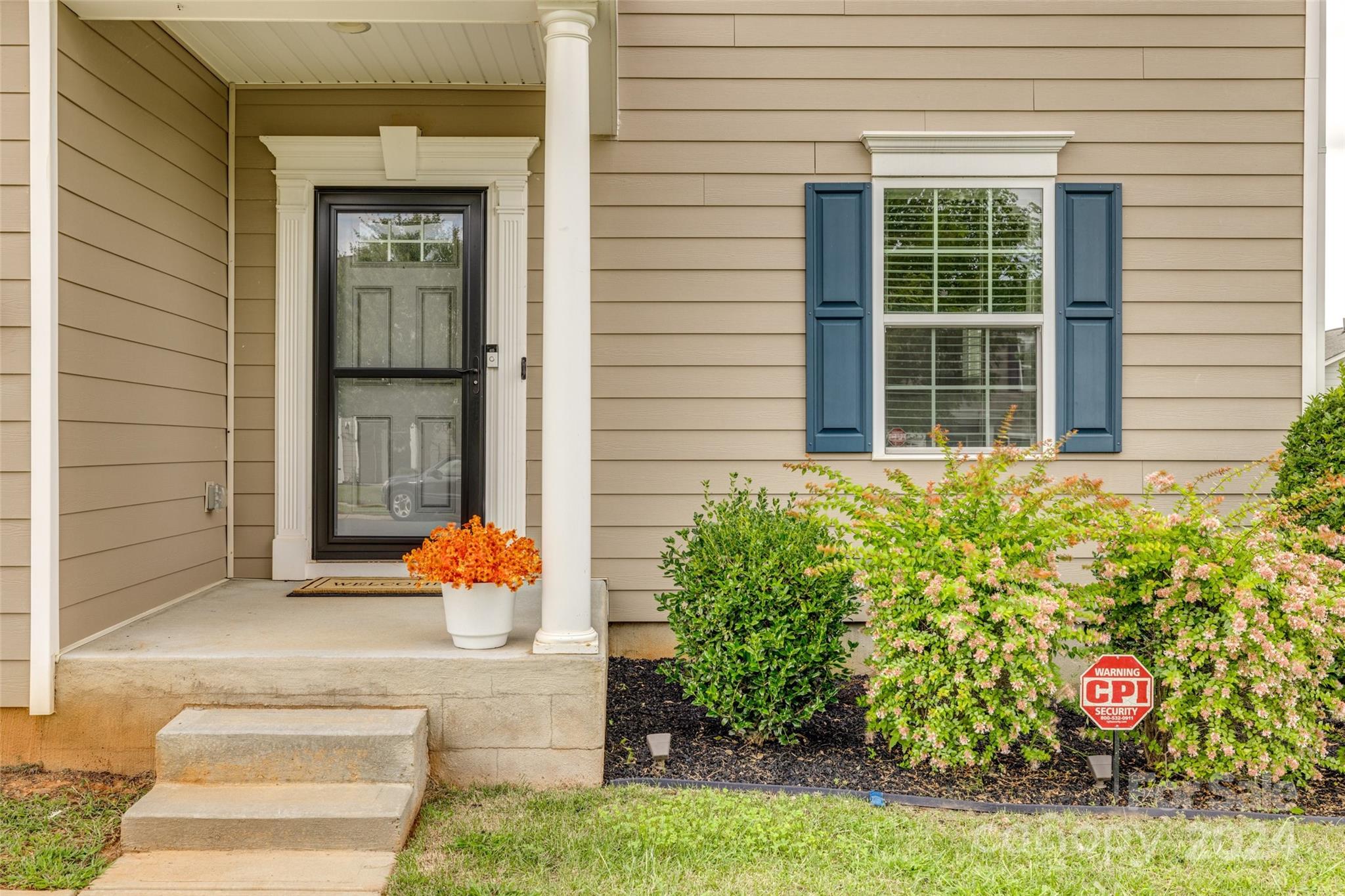 Property image 2 of 3733 English Garden Drive in Rosegate, Gastonia, NC 28056