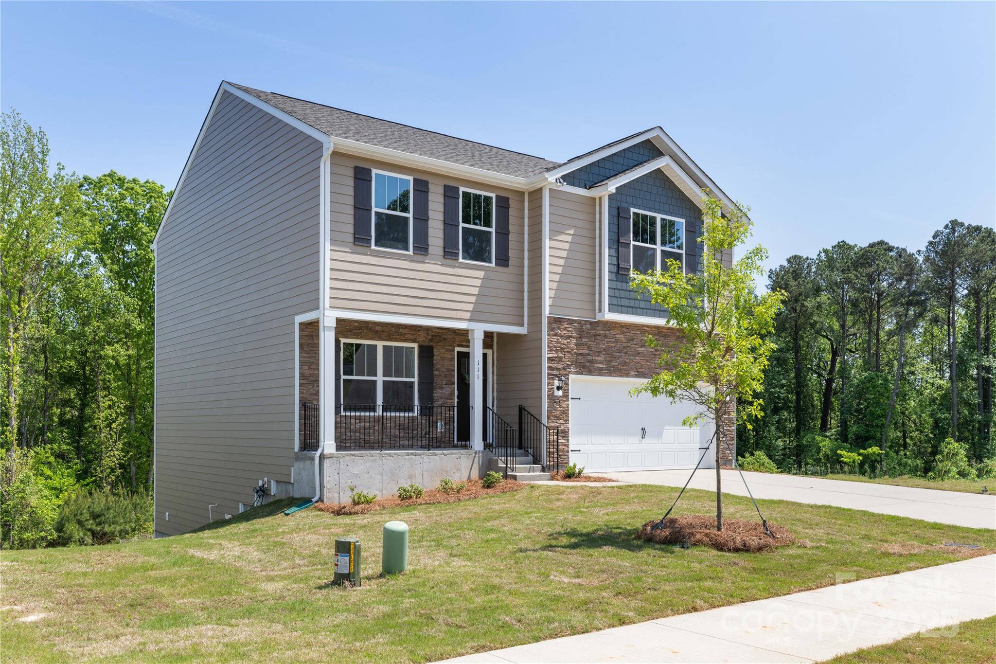 Property image 2 of 111 Rustling Waters Drive in Lakeshore at Windstone, Mooresville, NC 28117