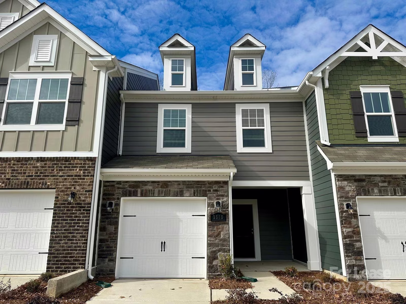 3515 Secrest Landing