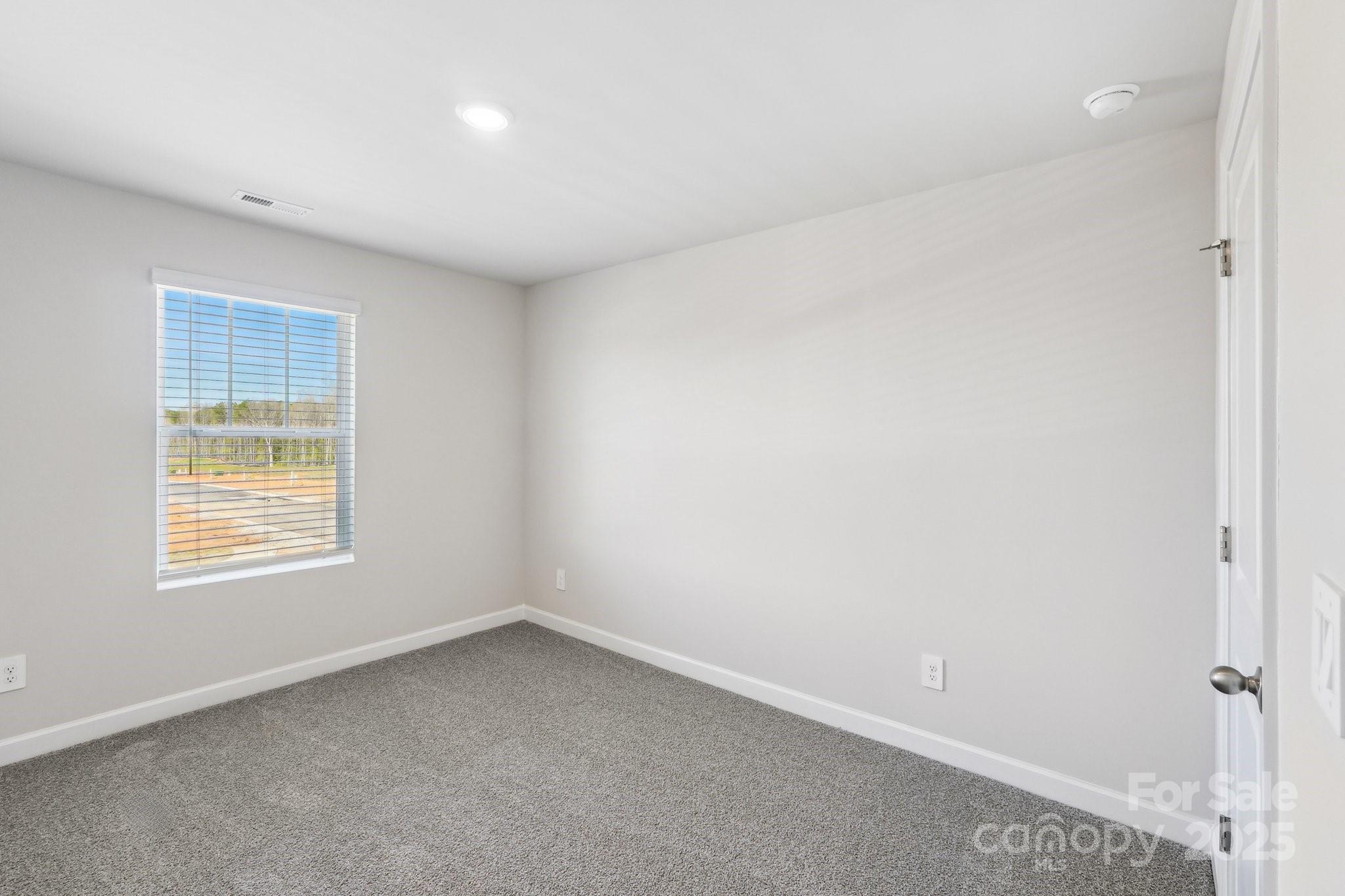 Property image 3 of 143 Aberdeen Drive in Oxford Station, Salisbury, NC 28144