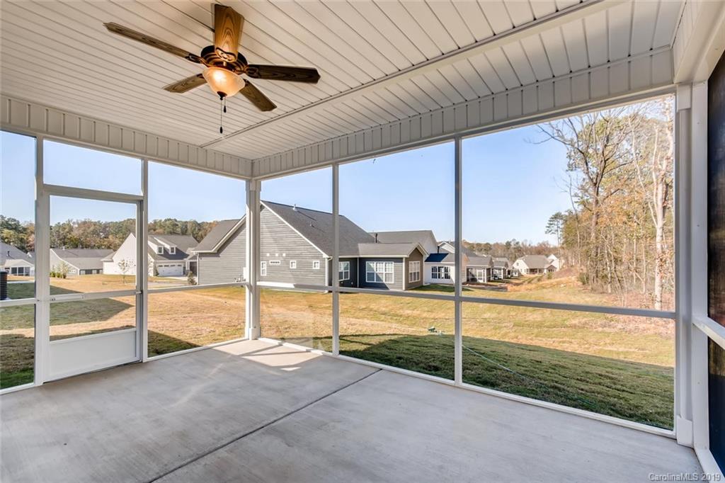 Property image 3 of 1022 Curling Creek Drive in Heritage, Wesley Chapel, NC 28104