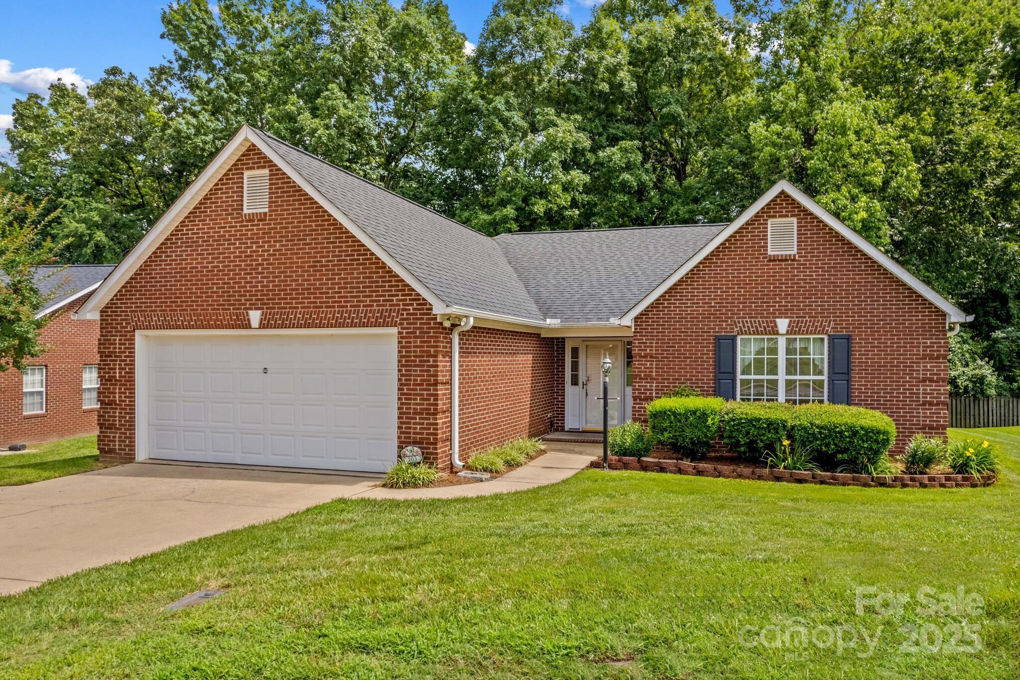 Property image 2 of 103 Prestwick Court in Corbin Hills, Salisbury, NC 28146