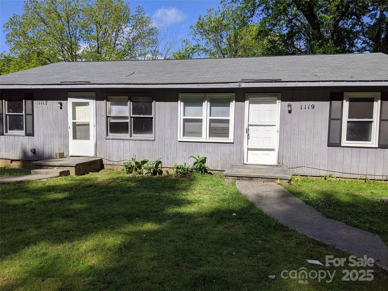 1119 Grady Street