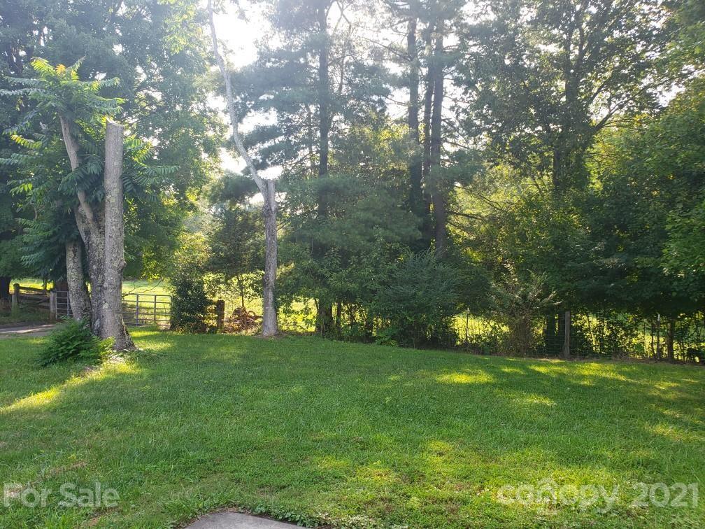 Property image 3 of 1103 Valley Street in Valleybrook, Statesville, NC 28677