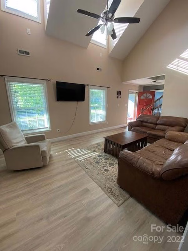 2439 Caswell Court
