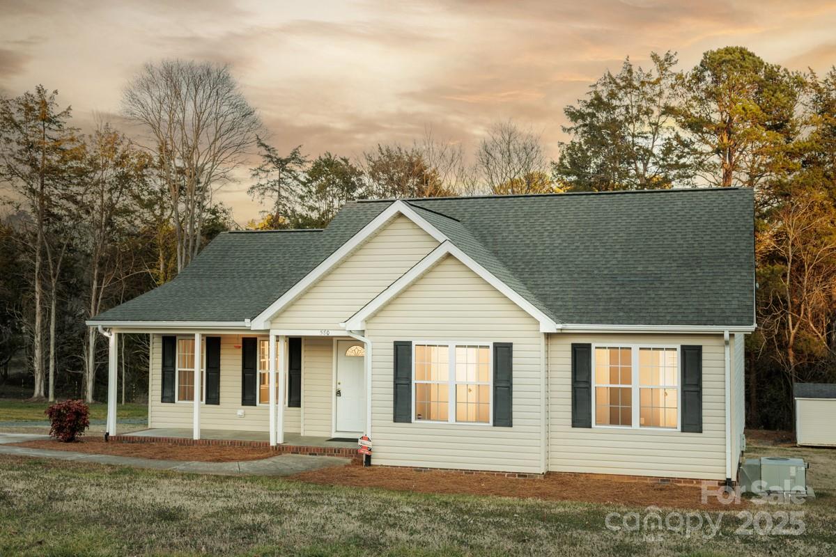 Property image 2 of 580 Earley Street in Jackson Park, Kannapolis, NC 28083