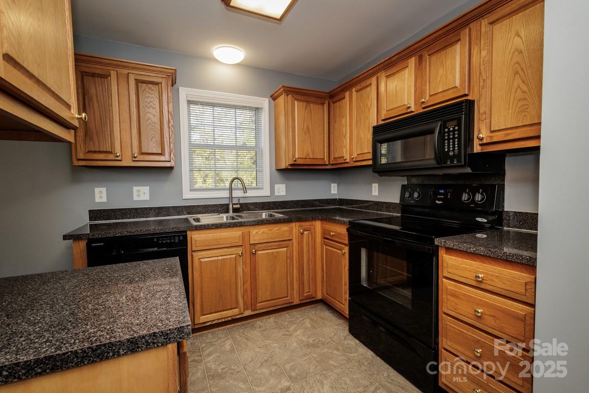 Property image 4 of 580 Earley Street in Jackson Park, Kannapolis, NC 28083