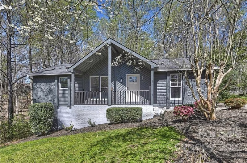 Property image 2 at 110 Old Bridge Court, Gastonia, NC 28056