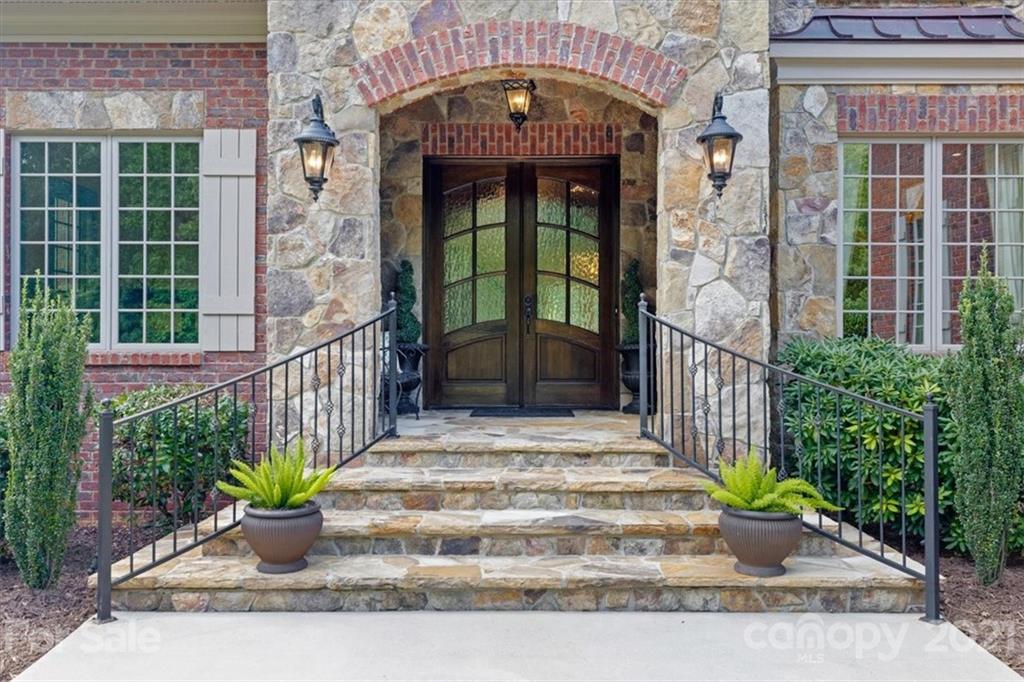 Property image 2 of 408 Gladelynn Way in Chatelaine, Waxhaw, NC 28173