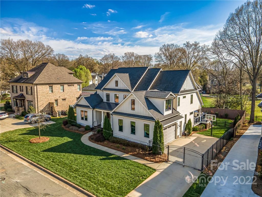Property image 3 of 309 Plantation Place in Myers Park Manor, Charlotte, NC 28209