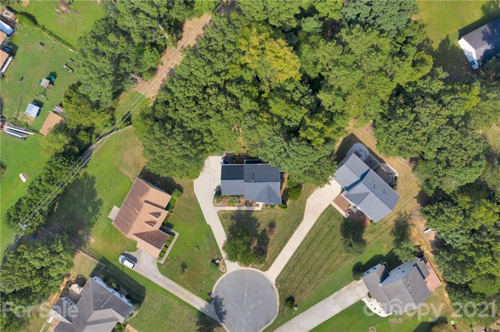 Property image 5 of 7206 Red Bush Court in Oak Grove, Indian Trail, NC 28079