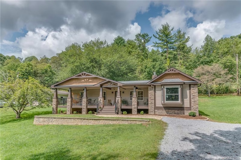 10 Forge Drive