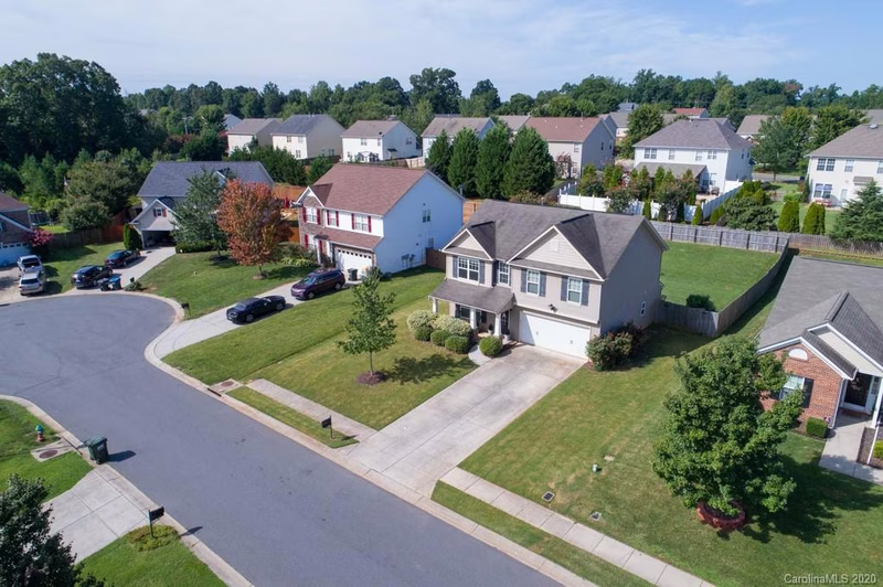 3023 Sterling Court