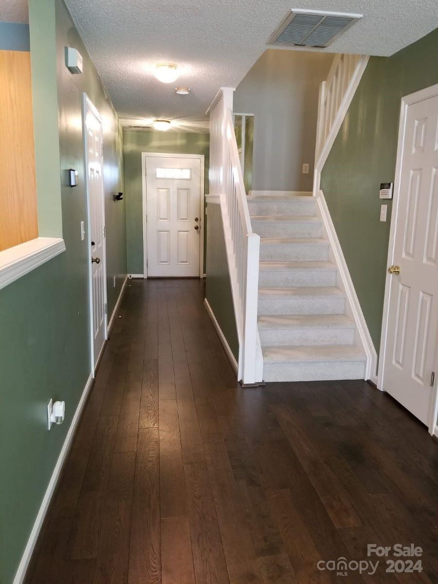 Property image 2 of 8653 Robinson Forest Drive in Tyler Woods, Charlotte, NC 28277