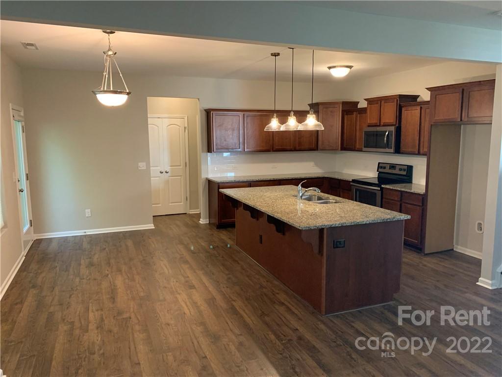 Property image 5 of 144 Daisy Avenue in Azalea Estates, Kannapolis, NC 28081