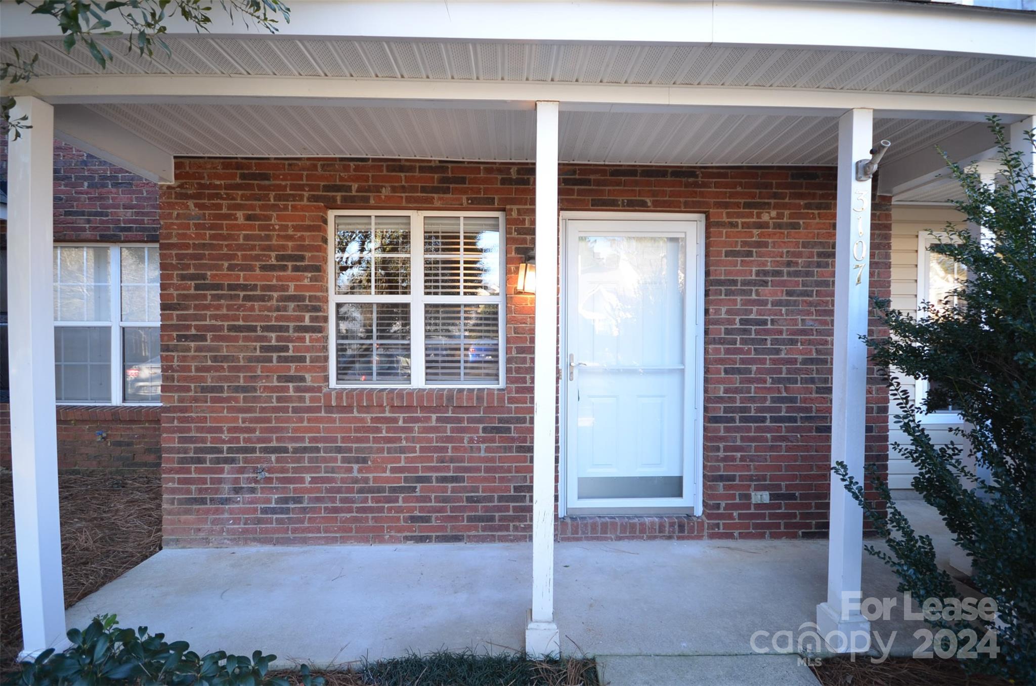 Property image 2 of 3107 Brockhampton Court in Rossmore, Charlotte, NC 28269