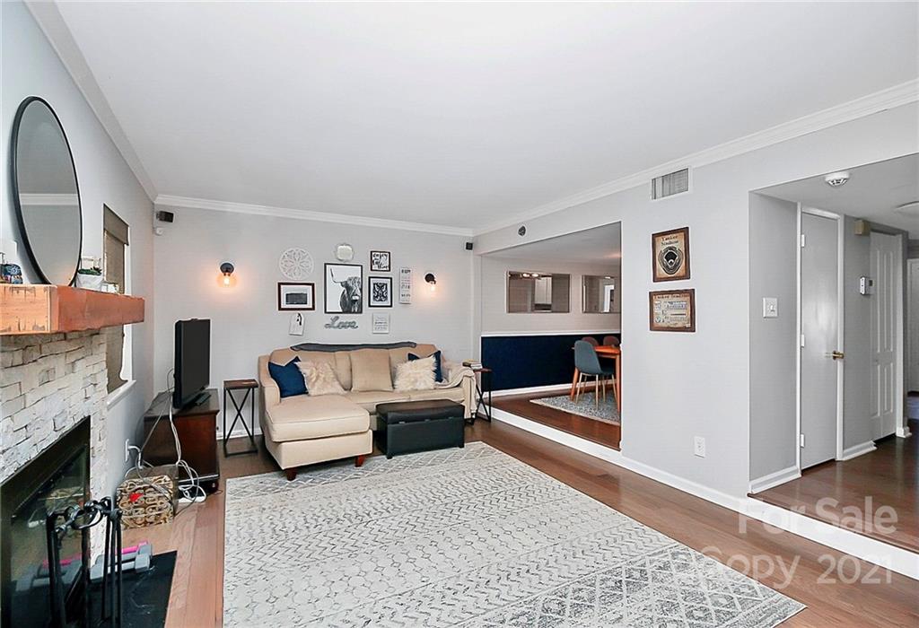 Property image 3 of 3628 Maple Glen Lane in Sir Johns Hill, Charlotte, NC 28226