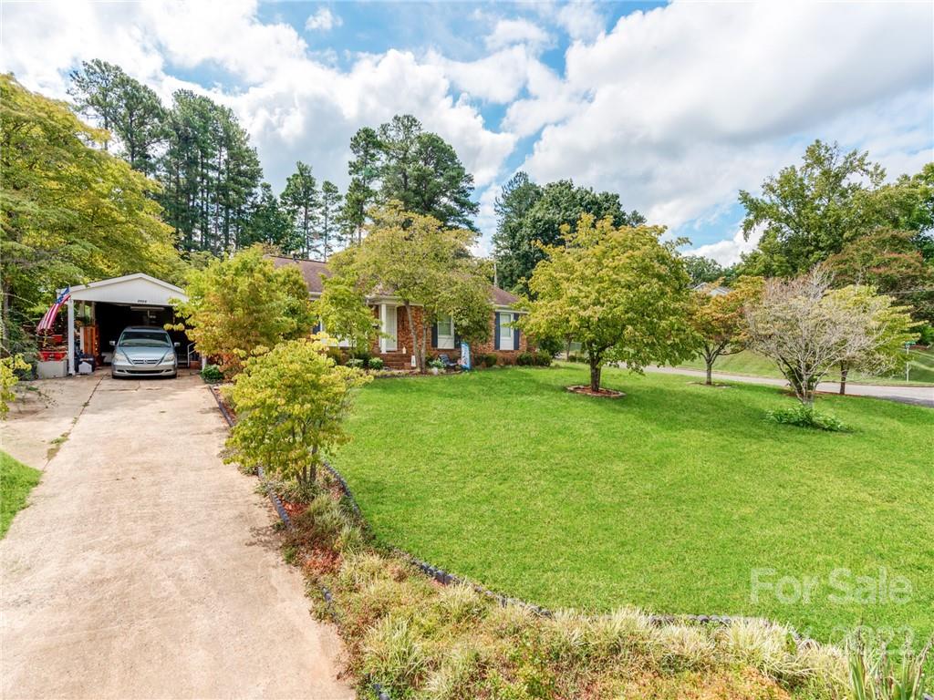 Property image 2 of 2501 Jacobs Road in Sedgefield, Gastonia, NC 28054