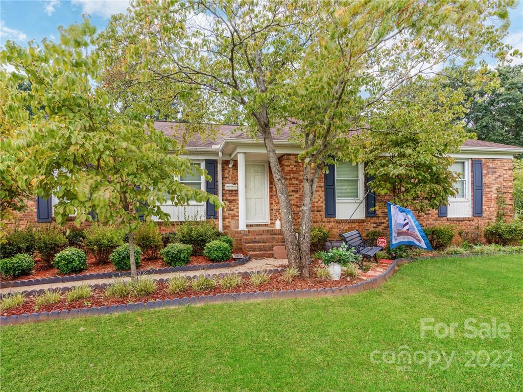 Property image 3 of 2501 Jacobs Road in Sedgefield, Gastonia, NC 28054