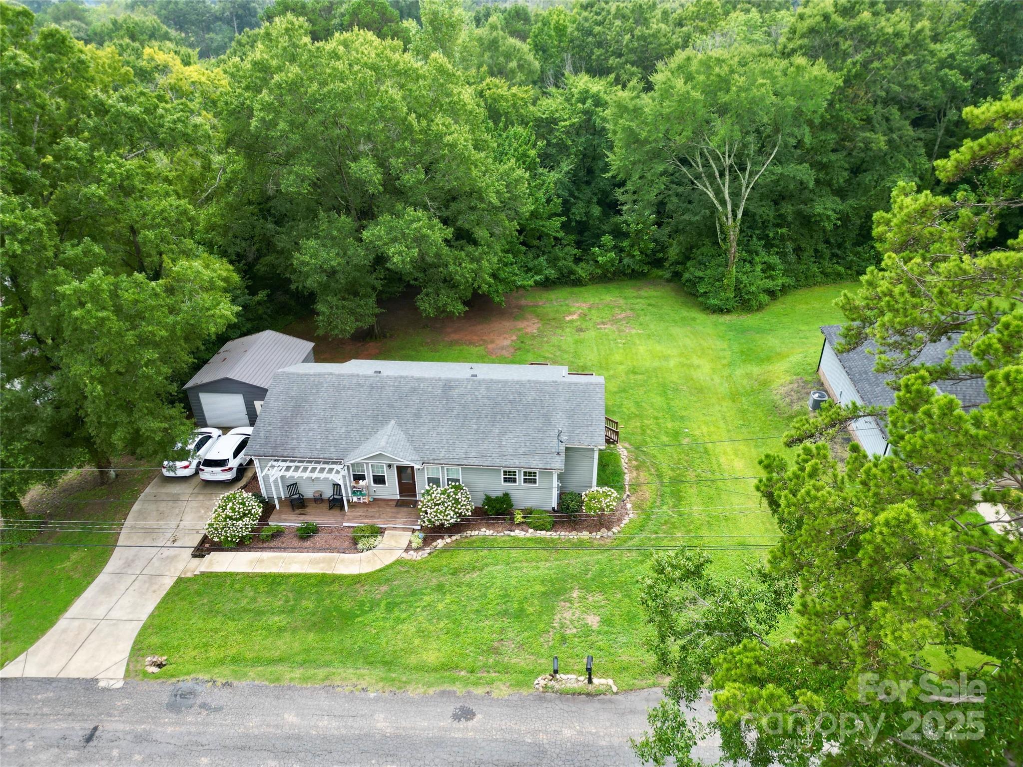 Property image 3 of 2550 Echerd Street in Shady Haven, Kannapolis, NC 28083
