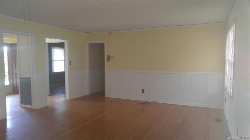 Property image 2 of 5622 Valley Field Road in Homestead, Hickory, NC 28602