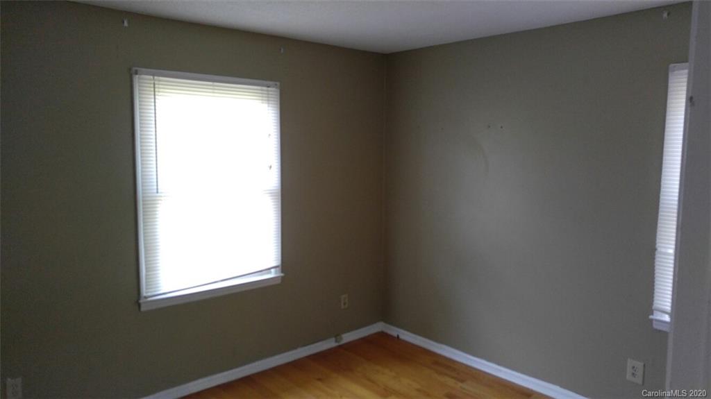 Property image 5 of 5622 Valley Field Road in Homestead, Hickory, NC 28602