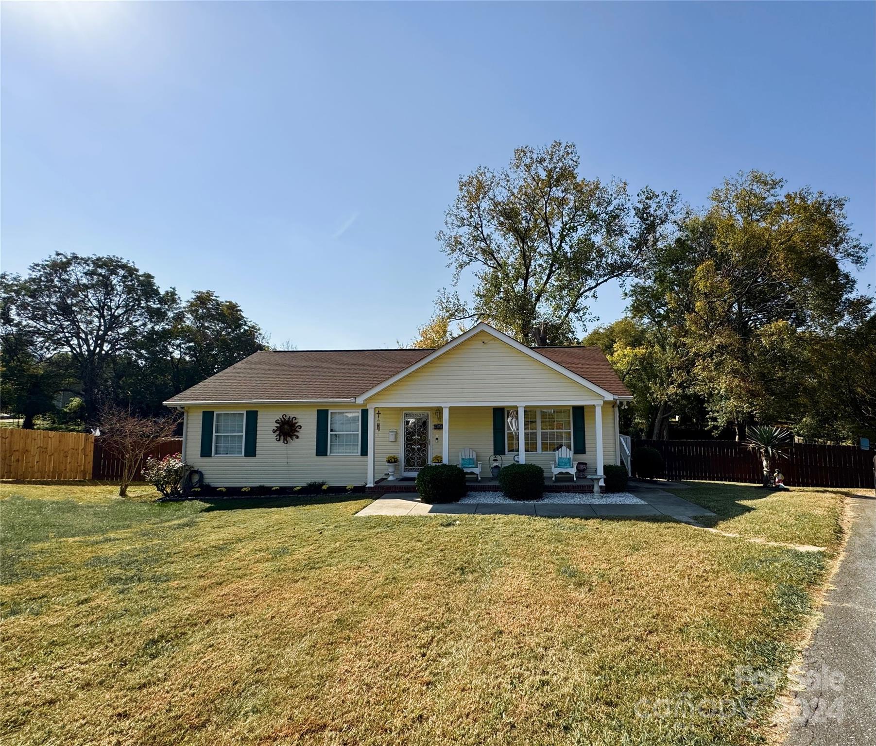 Property image 2 of 950 Polk Street in Greenville, Charlotte, NC 28206
