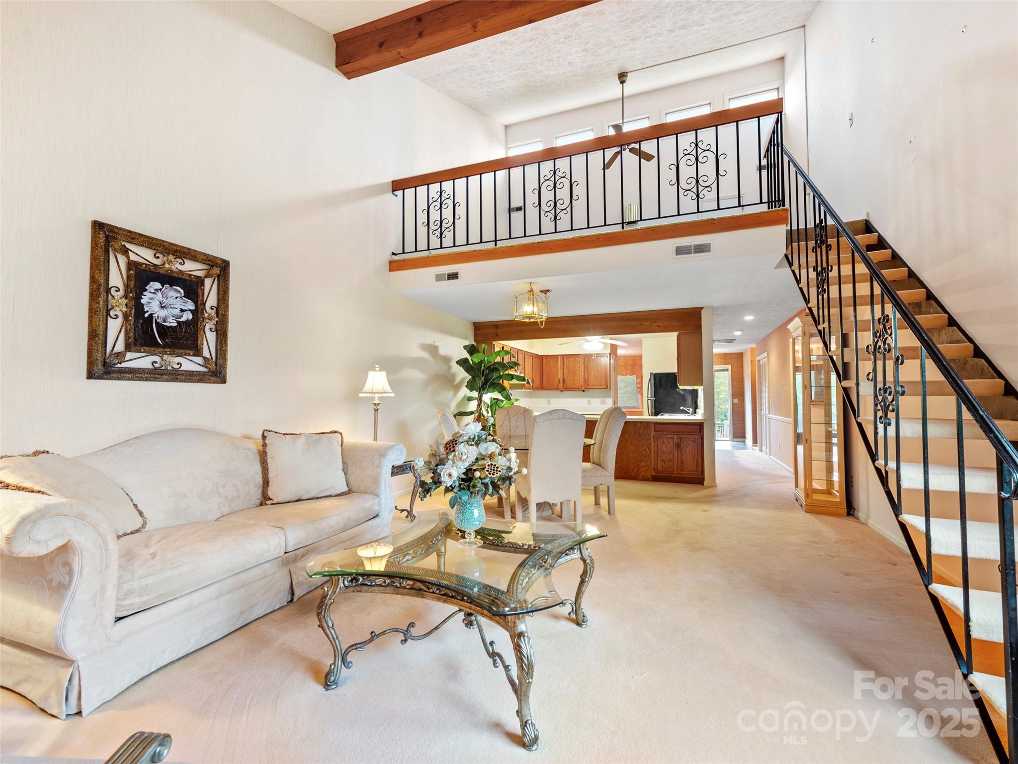 Property image 5 of 201 Juniper Lane in Lakemoor Village, Hendersonville, NC 28739