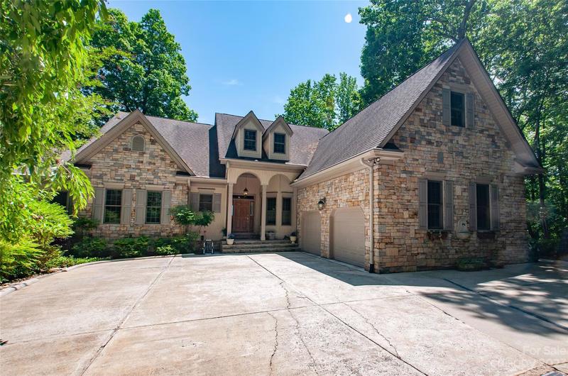 239 S Harbor Watch Drive