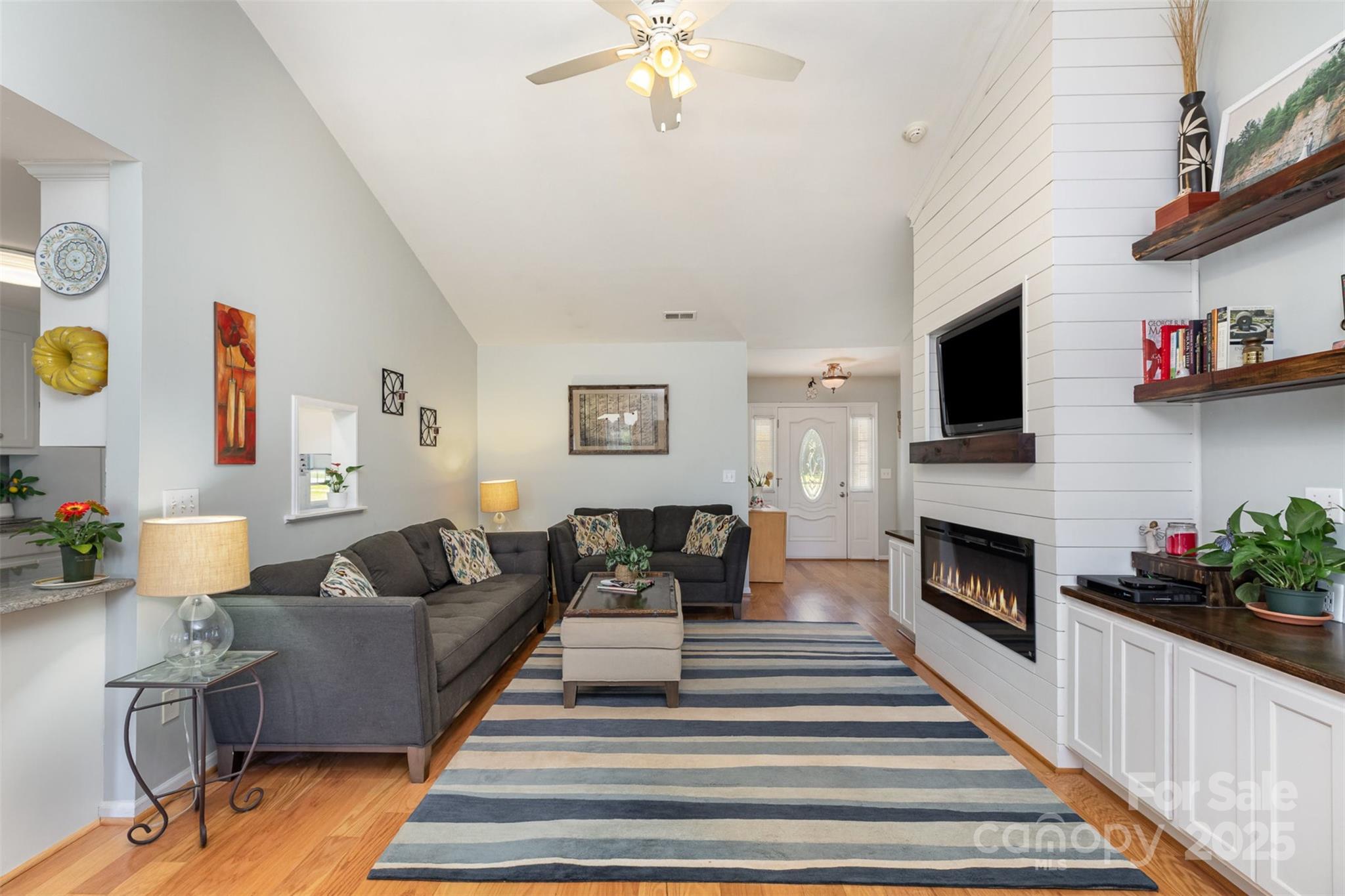 Property image 4 of 206 Summey Barker Drive in Summey Knoll, Dallas, NC 28034