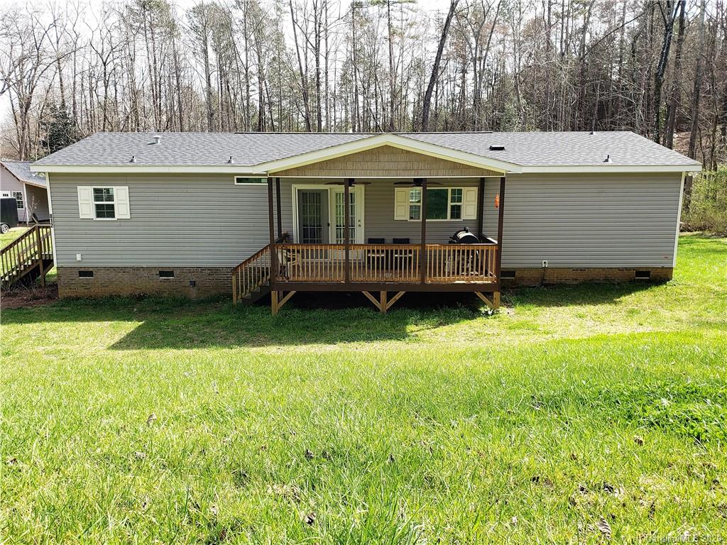 Property image 3 of 812 Sherwood Avenue in Sunset Hills, Albemarle, NC 28001