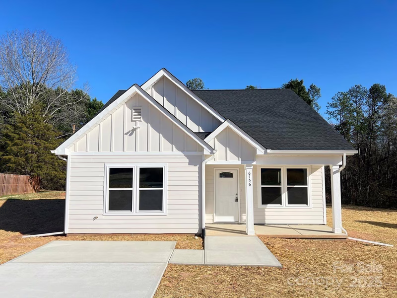 Property image 2 at 6756 Denver Heights Circle, Denver, NC 28037