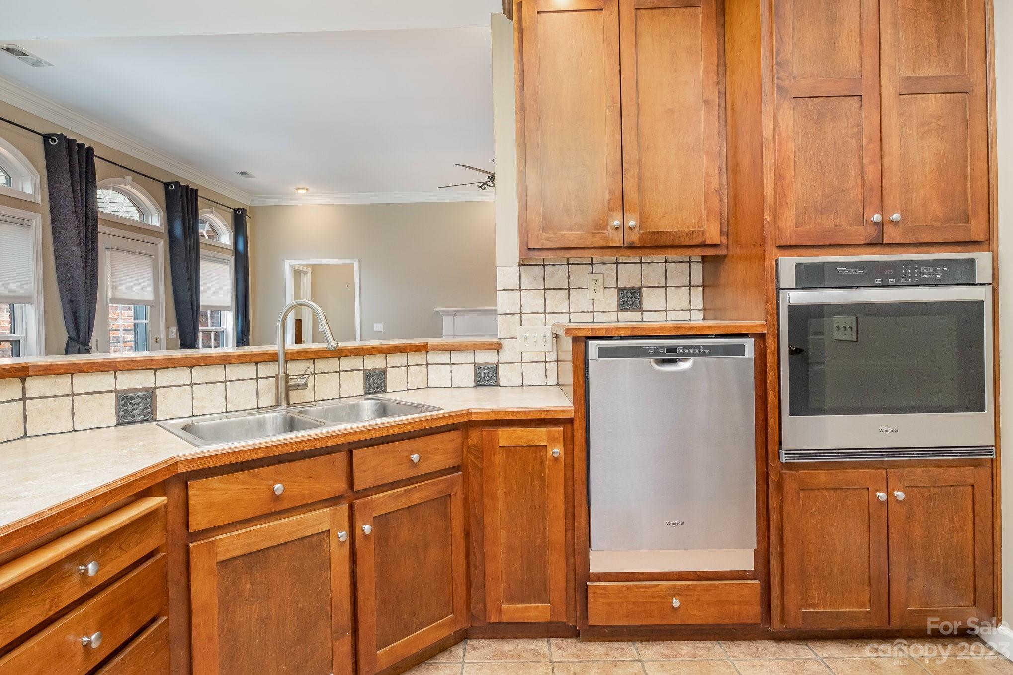Property image 4 of 811 Wendermere Circle in Reserve at the Country Club, Salisbury, NC 28144