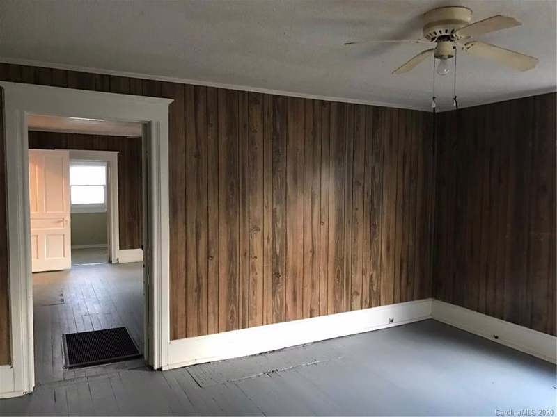 Property image 2 at 610 Davie Avenue, Statesville, NC 28677