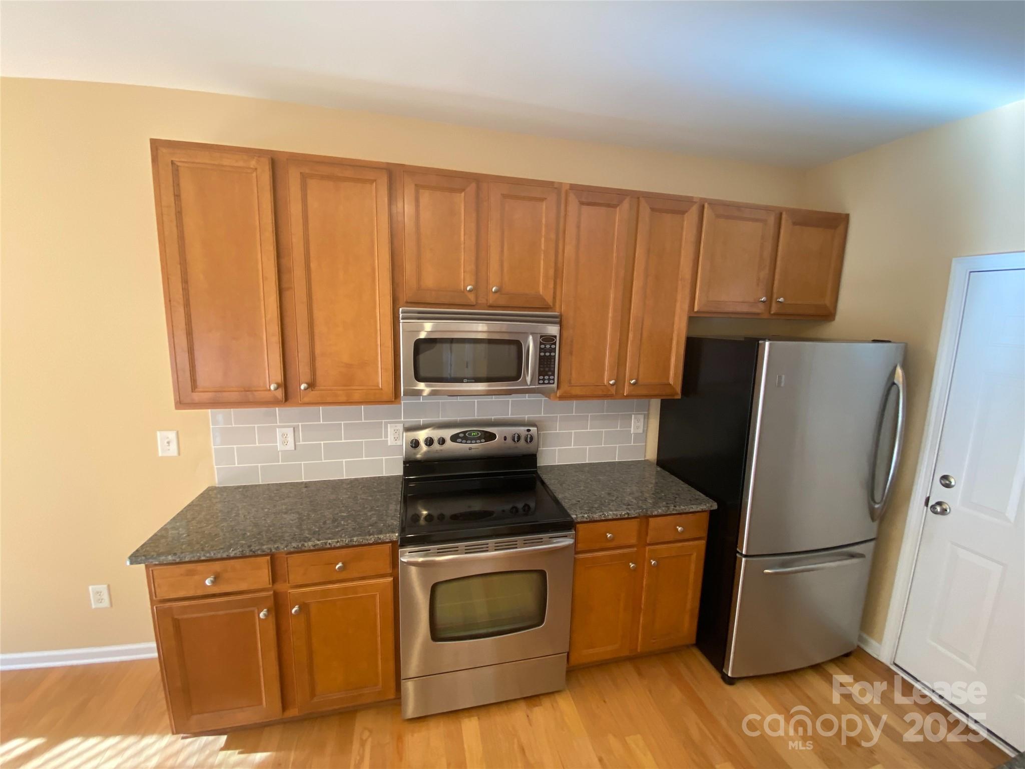 Property image 3 of 1042 Kensrowe Lane in Callonwood, Stallings, NC 28104