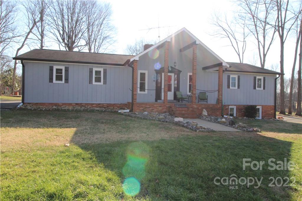 Property image 2 of 106 Rockin J Road in Boyd Heights, Maiden, NC 28650
