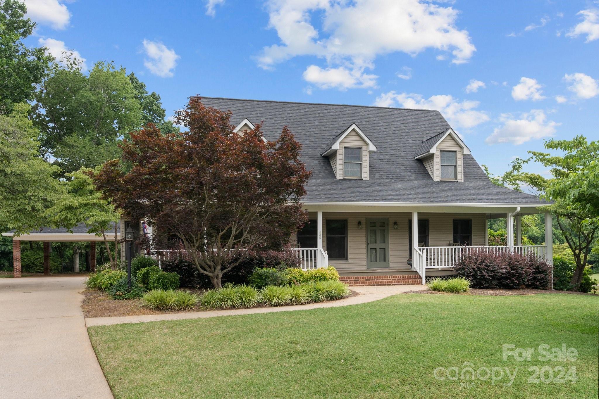 Property image 2 of 406 Travis Lane in Corbin Hills, Salisbury, NC 28146