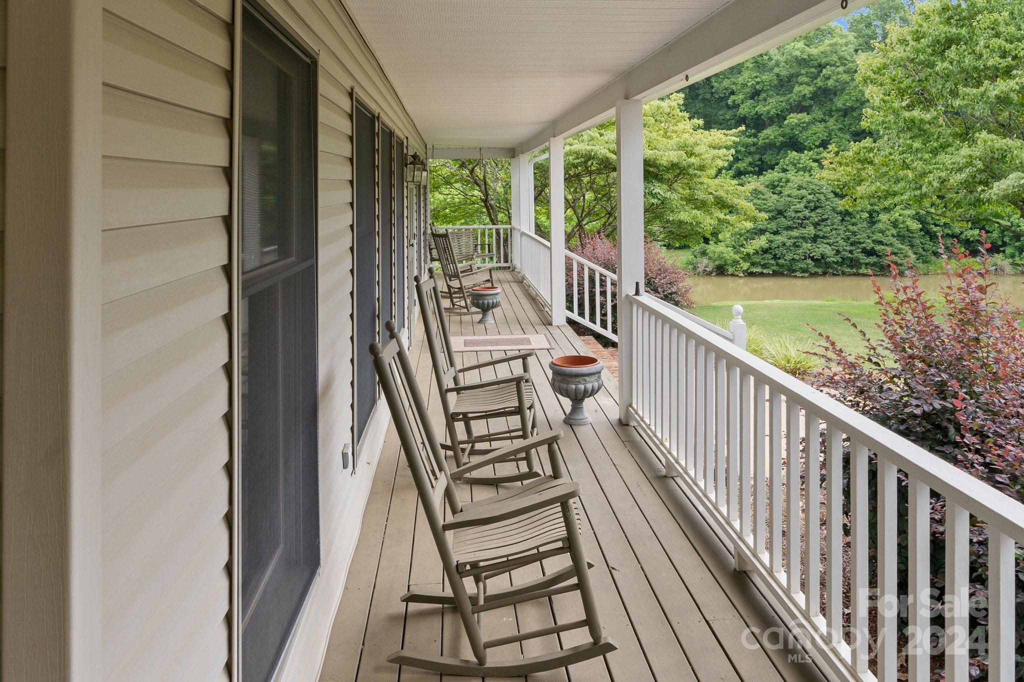 Property image 4 of 406 Travis Lane in Corbin Hills, Salisbury, NC 28146