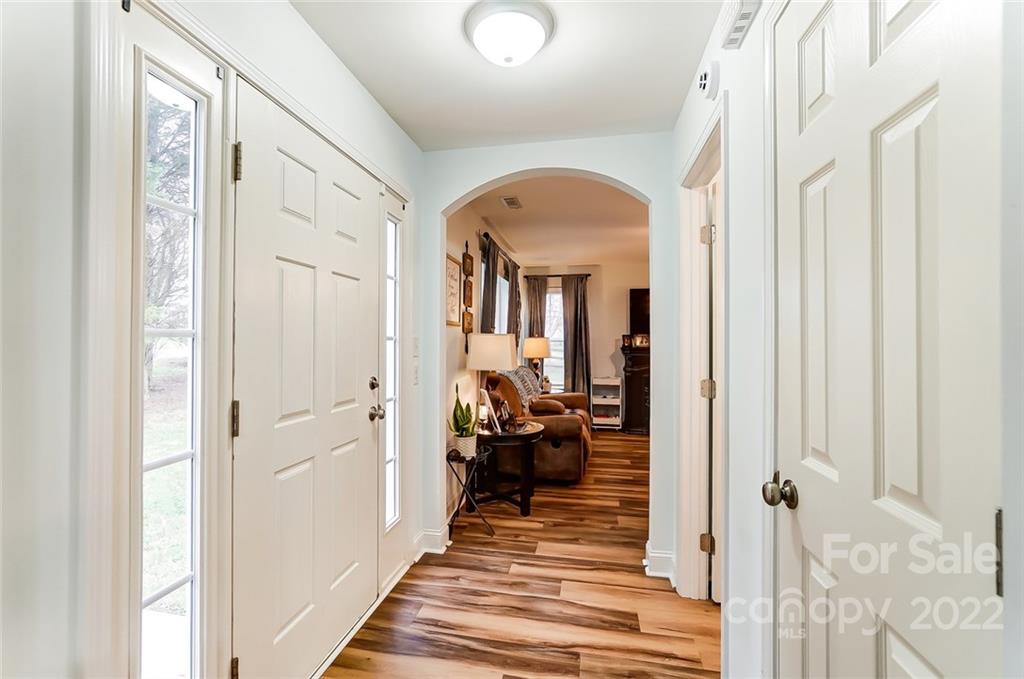 Property image 4 of 5307 Willow Run Drive in Hampton Meadows, Monroe, NC 28110