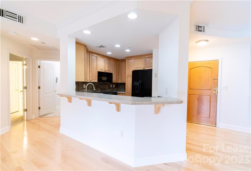 Property image 3 at 401 N Church Street, Charlotte, NC 28202
