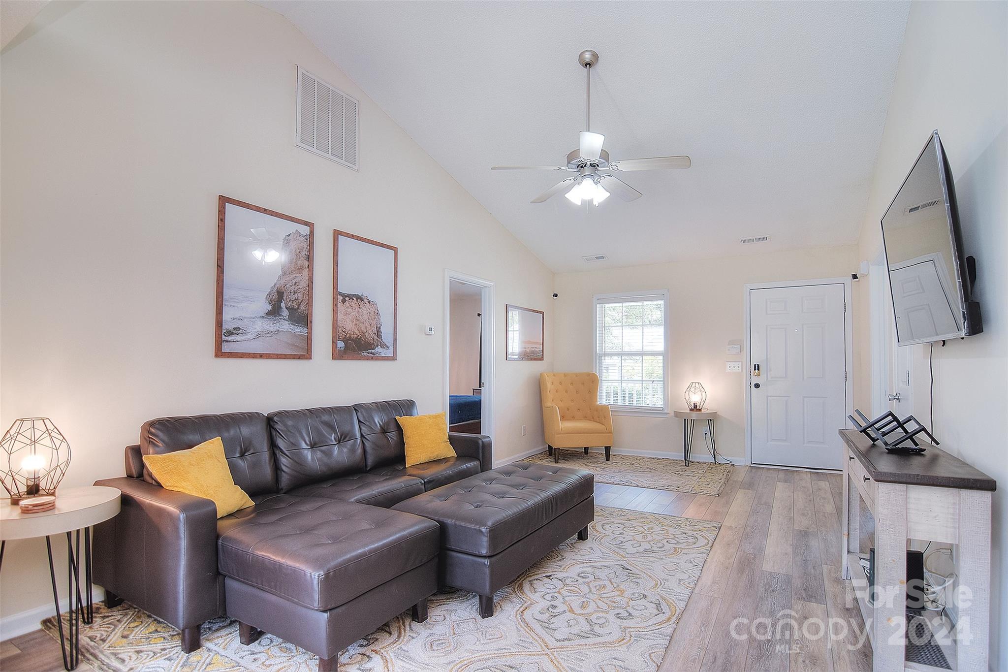 Property image 5 of 1326 Pampas Circle in Camellia Corners, Rock Hill, SC 29732