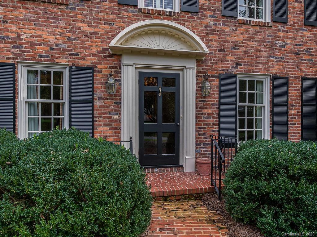 Property image 3 of 3834 Larkston Drive in Kingswood, Charlotte, NC 28226