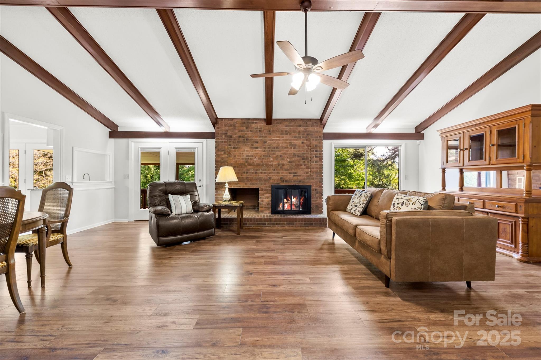 Property image 2 of 1012 Woodlark Court in Forest Brook, Gastonia, NC 28056