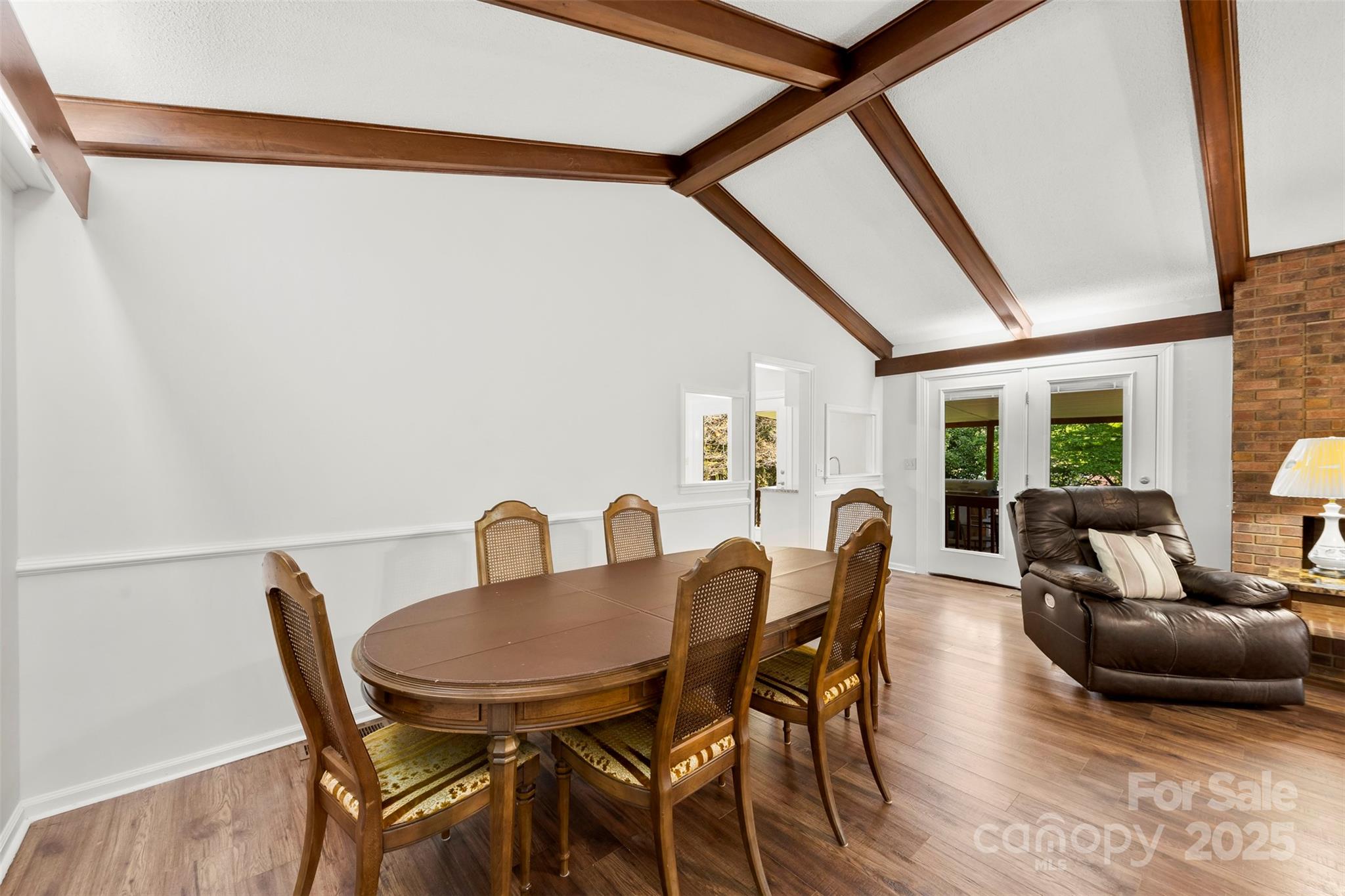 Property image 4 of 1012 Woodlark Court in Forest Brook, Gastonia, NC 28056