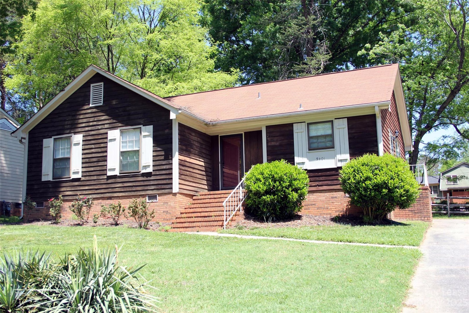 Property image 1 at 9401 Central Drive, Mint Hill, NC 28227