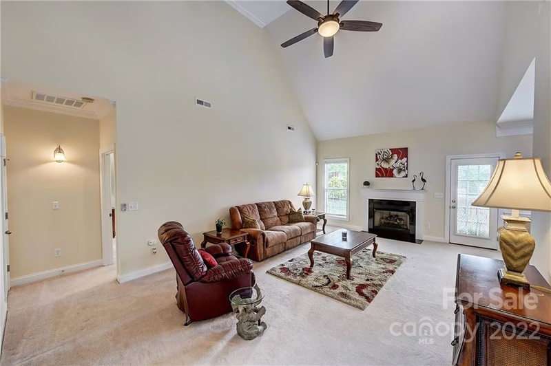 Property image 4 at 2520 Firethorn Court, Gastonia, NC 28056